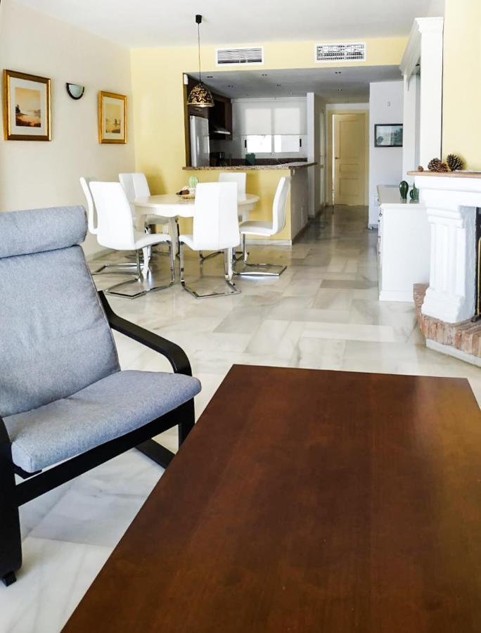 Homelystay-Benalmadena, Puerto Marina ภายนอก รูปภาพ